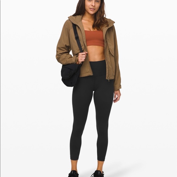 Lululemon’s Align HR Pant 25” - Picture 2 of 5